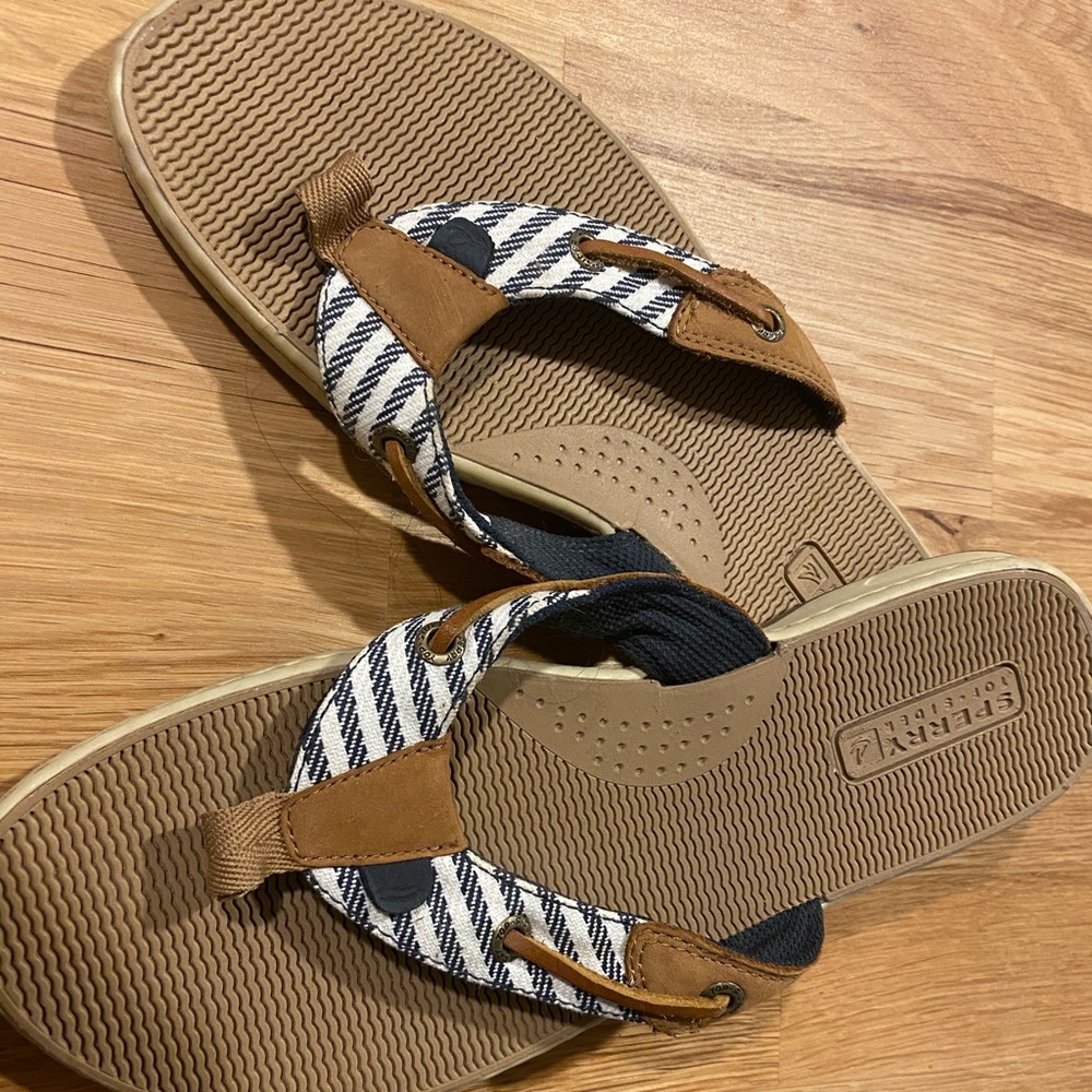 Sperry Sandals